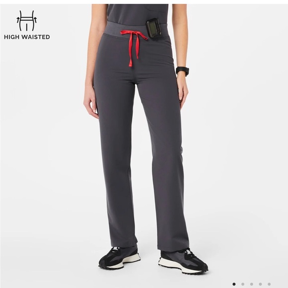 W_LIVINGSTON HIGH WAIST PETITE XS
CLASSIC SCRUB PANTS - Picture 1 of 9